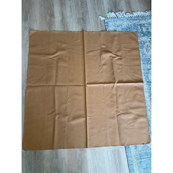 Gathre Large Playmat 53"x53" Pristine Condition - Picture 2 of 5